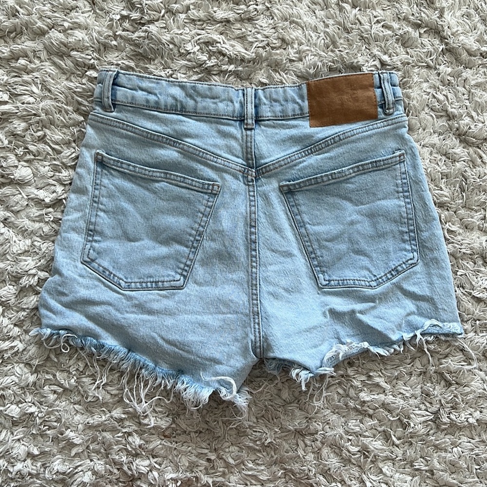 zara jean shorts - Picture 2 of 3